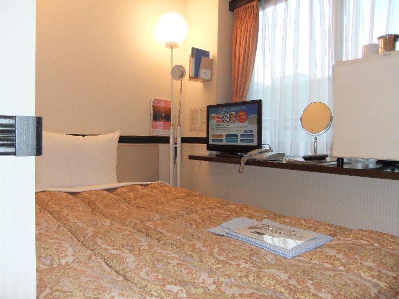 Toyoko Hakata Ekimae Gion Hotel